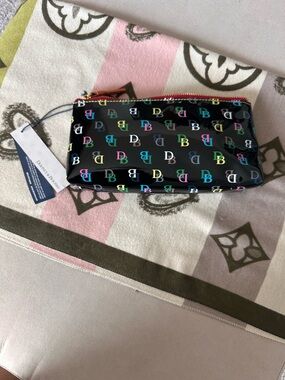 Dooney & Bourke It On The Go Cosmetic Case NWT